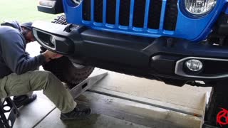 Jeep Gladiator and Wrangler front bumper removal