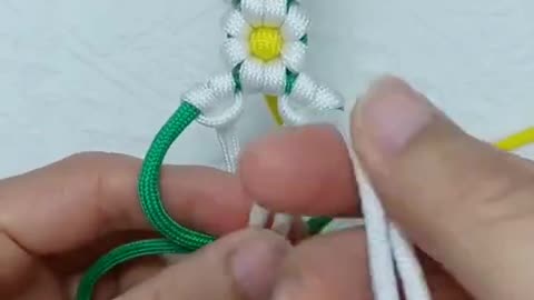 Make Thread Bracelet