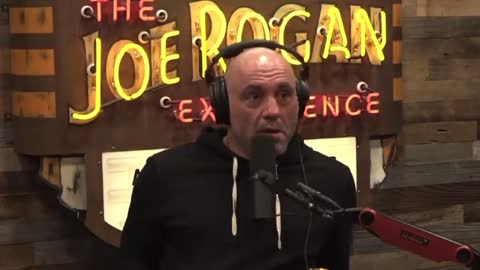 Joe Rogan HITS Fake News CNN: "People Know They're Full of S***"