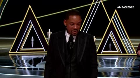 Will Smith apologizes in tearful Oscars speech