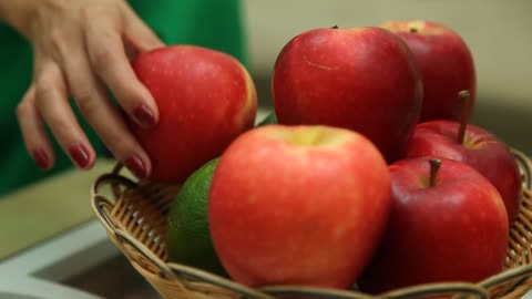10 health benefits of apples