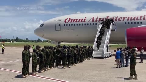 Second group of Kenyan police arrive in Haiti to battle violent gangs.mp4