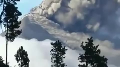 Guatemala begins evacuations as Fuego volcano erupts