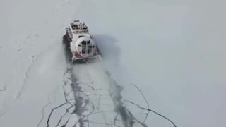 Hovercraft ice breaking beast 👍👍