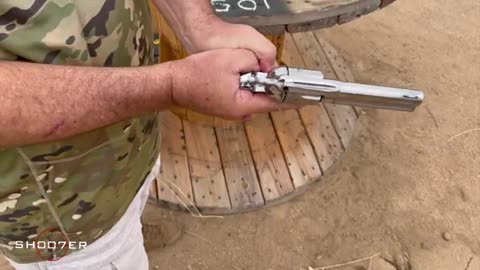 THE RUGER VAQUERO .357 MAGNUM REVOLVER - Review