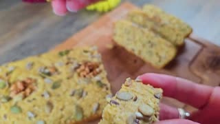 Flourless Oatmeal Bread Recipe For A Healthy Breakfast! No Butter, No Kneading!
