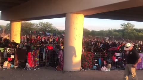 Exclusive Drone Captures 2nd Huge Haitian Caravan Smashing Across Texas Border