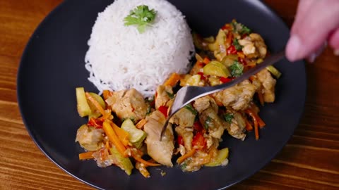 This recipe will drive you crazy - chicken with sweet chili sauce!