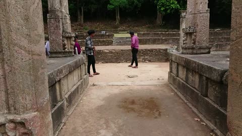 Visiting Srilankan Yapahuwa ancient rock fortress ruins