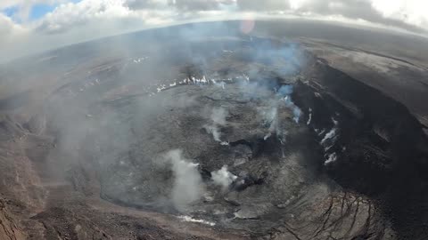 Hawaii Volcano Pauses Eruptive Activity