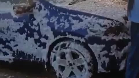 Car wash at Auto Pride Car Spa
