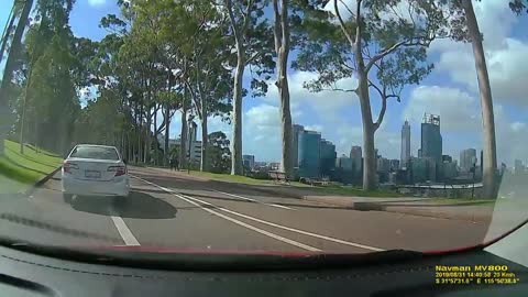 InPerth Dashcam - Perth Drivers (Episode 5) Flipped Utes, Kangaroo and Duckling Crossings