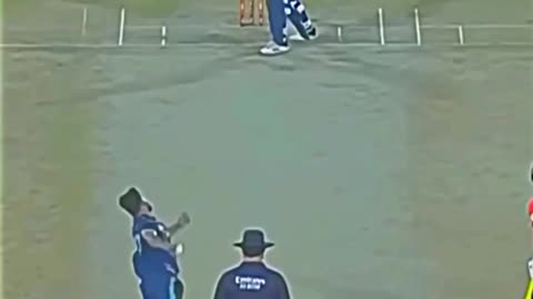 Haris Ruaf Bouncer To Brook Helment #cricket #shortviral #trendingvideo