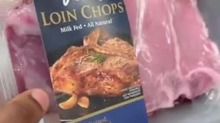 Omg omg #Outrageous they are selling "Lion Meat" in the stores now! Lol
