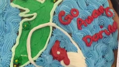 Supermarket chain #Publix says it will stop selling hurricane-themed cake.