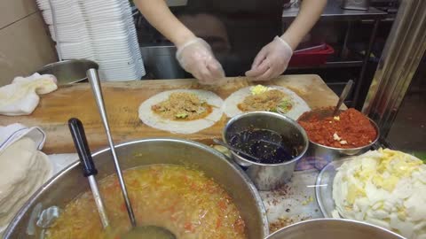 $2 MICHELIN STAR food in SINGAPORE Hawker Street Food - Maxwell Hawker Centre