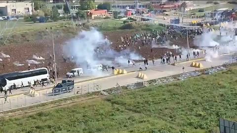 SHOCK VIDEO: THOUSANDS of Angry Pro-Gaza Muslims Storm Incirlik US Base in Adana, Turkey