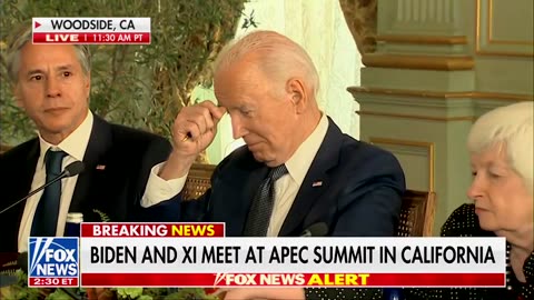 Biden advisors scream at press to leave the room after Xi’s statement😳