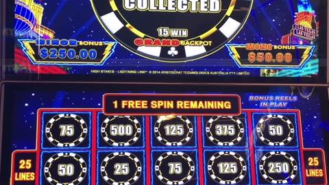 GREAT WIN LOW BET!!! #slots #casino #slotmachine #slotwin #jackpot #bonusfeature #casinogame #gamble
