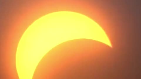 Stunning drone timelapse captures solar eclipse over Eaton, Indiana