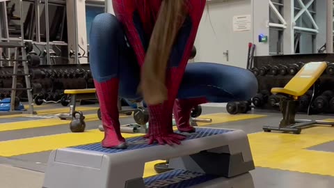 Spidey at the gym 🕸️