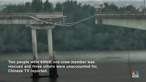 Video Showed Partial Bridge Collapsed After Ship Collision in China 22-2-2024