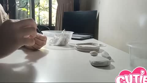 Make bowl from clay