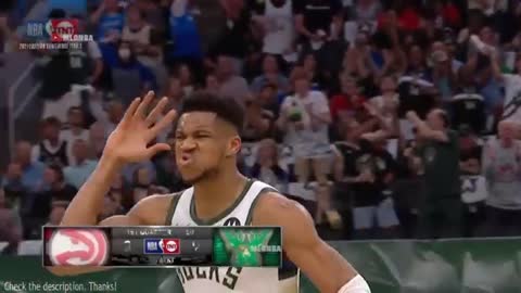 Giannis with a little mid-air switch 👀 Bucks vs Hawks Game 2