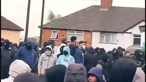 Muslims in Birmingham proclaim : ‘We’re taking over the UK’
