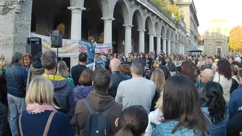 2021-10-10 NoPauraDay Bergamo - Ragazzo riporta che senza Green Pass non ha diritto alla salute