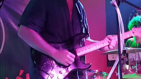 Mason Henderson (Saucy FuzZ) - LIVE @ Undertow (Short 12)