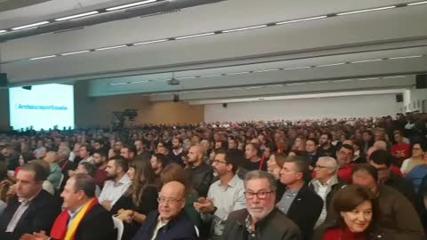1.500 andaluces asisten al penúltimo mitin de VOX en Roquetas de Mar (Almería)