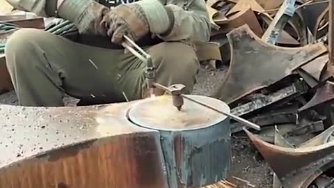 Oddly Satisfying Workers Relaxing Video to chill out too!