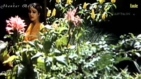 Kismat Walon Ko Milta Hai | Mera Suhaag | Asha Bhosle