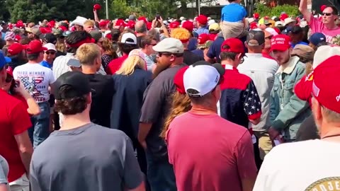 YUUUGE CROWD ALREADY!!!🇺🇸🥳🥳🥳