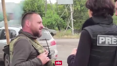 Swastika Seen On Ukrainian Tank During German TV Interview