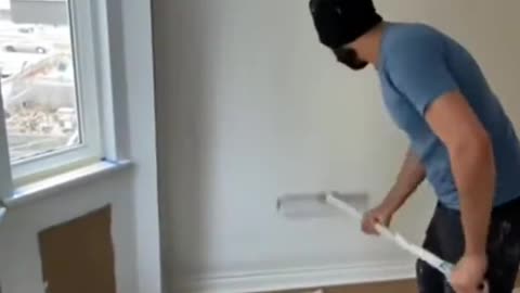 Clever painter