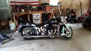 Harley davidson softail heritage with S&S Intake, 510 cams, and Samson 36" cholo exhaust!