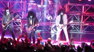 KISS Dressed To KILL, Wearing Suites, KISS KRUISE IV