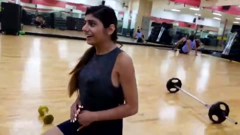 Mia khalifa workout 6