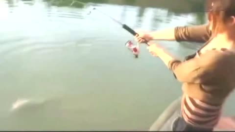 Heres how not to do fishing with the help of women