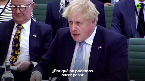 Un deputato britannico ha chiesto al primo ministro del paese, Boris Johnson sull'immigrazione che ha risposto così:"Vogliamo ucraini, vogliamo qatarioti, non vogliamo migranti in gommoni(quindi i negri in pratica,ndr)"