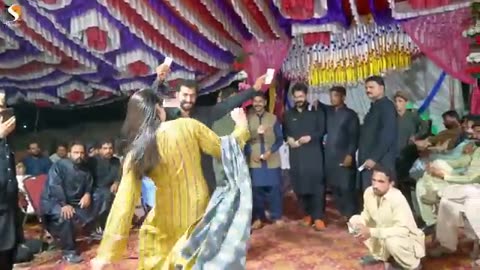 Zulfan_Tedian_Ludan_Khawan_Walay,_Aadi_Malik_Dance_Performance_2023