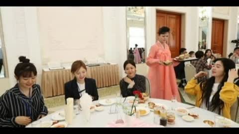 Red Velvet Enjoy A Decent Meal In North Korea!