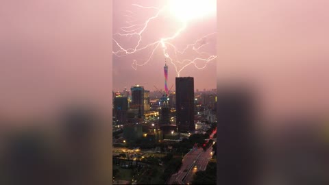 Moment Lighting Strikes Landmark Chinese Tower 02