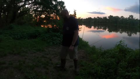 VIEW "TWO FLATHEADS, ONE NIGHT! SURPRISE! JAMES RIVER CATFISHING-5