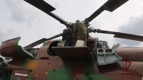 Rosgvardiya Mi-8MTV2 Attack Helicopter Over Ukraine