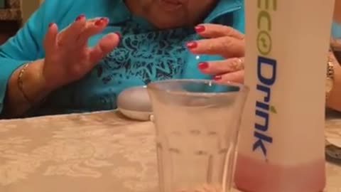Italian grandmother learning to use Google home - Funny