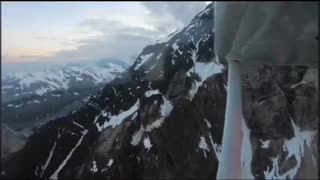 Pilot Flies Over Antartica Ice Walls - Whole New World