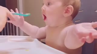 Hungry Baby Makes Animals Sounds After Every Bite